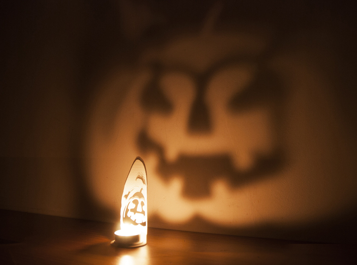 In the shadows - A Halloween Pumpkin Projection 3d printed Halloween pumpkin wall projection