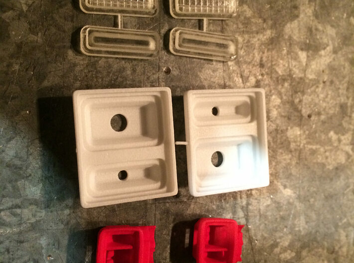 027002-01 Ampro Blackfoot & F150 Headlight Lenses 3d printed Complete set (led retainer not shown but is included)