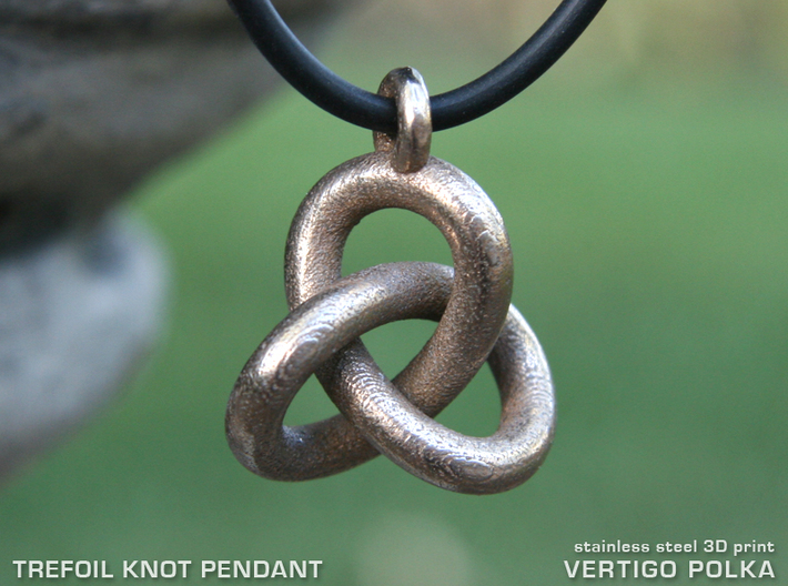 Trefoil Knot Pendant 3d printed