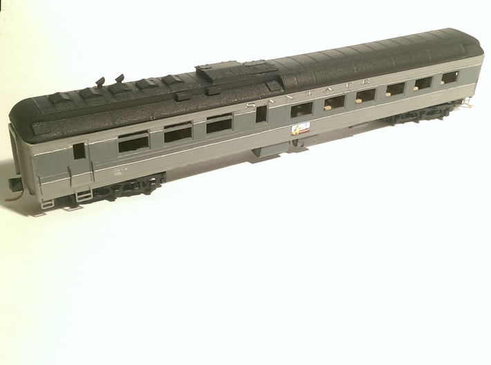 AT&amp;SF Heavyweight Diner Roof (N-Scale) 3d printed This model is for the roof ONLY - the dining car was kitbashed separately.