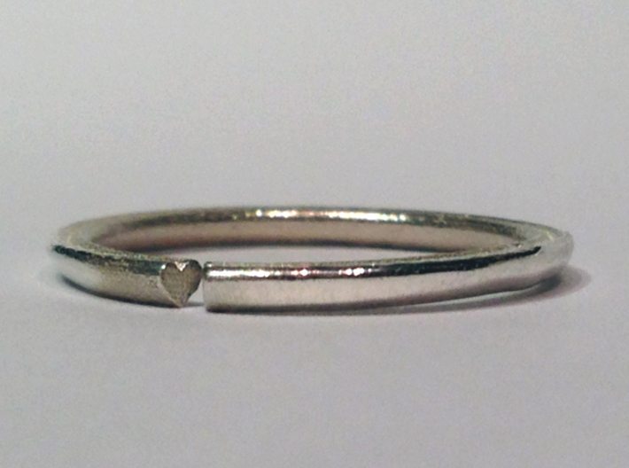 Secret Hidden Heart Ring (Size 9) 3d printed Polished silver