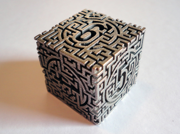 Labyrinthine d6 3d printed In stainless steel