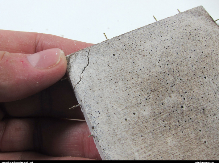 Rebar re-enforced concrete slab mold 3d printed Cracked corner