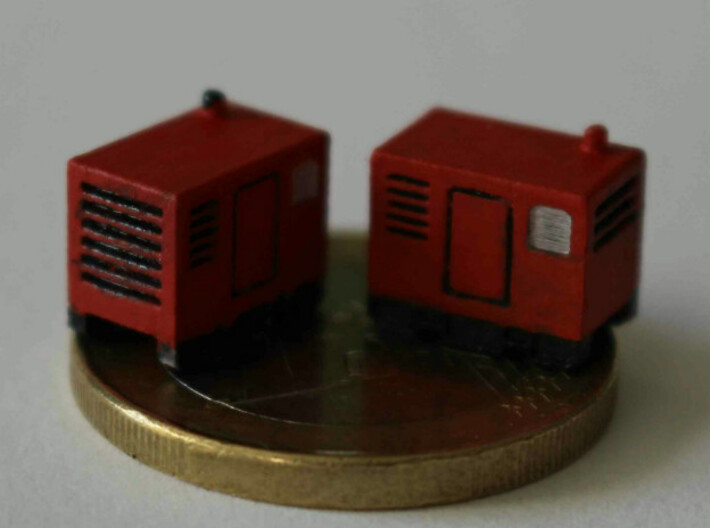 N Scale Mobile Diesel Generator 3d printed 2 generators painted, the 1-Euro coin shows the scale.