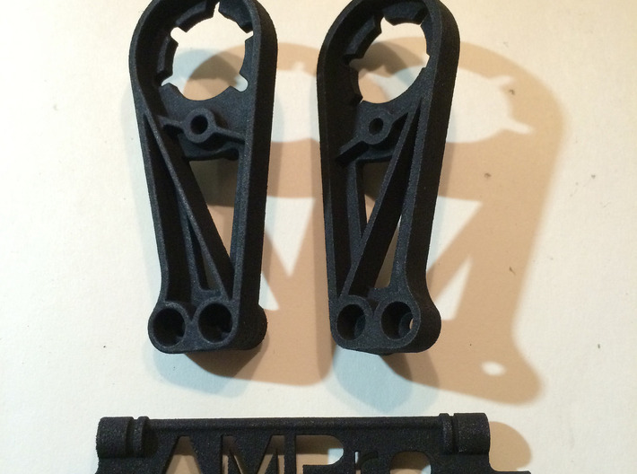 045009-01 AMPro Hornet Lower Rear Suspension Mount 3d printed 