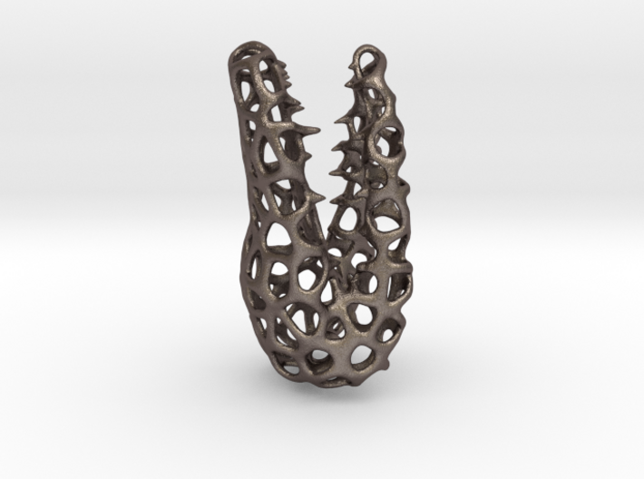 Alligator Voronoi Necklace 3d printed