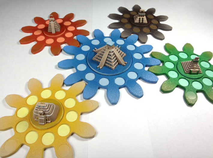 Mayan Pyramids and Calendar center (6 pcs) 3d printed White Strong Flexible, hand-painted. Photo courtesy of user Vinsssounet (on BGG and trictrac). Game cogs copyright Czech Games / Iello.