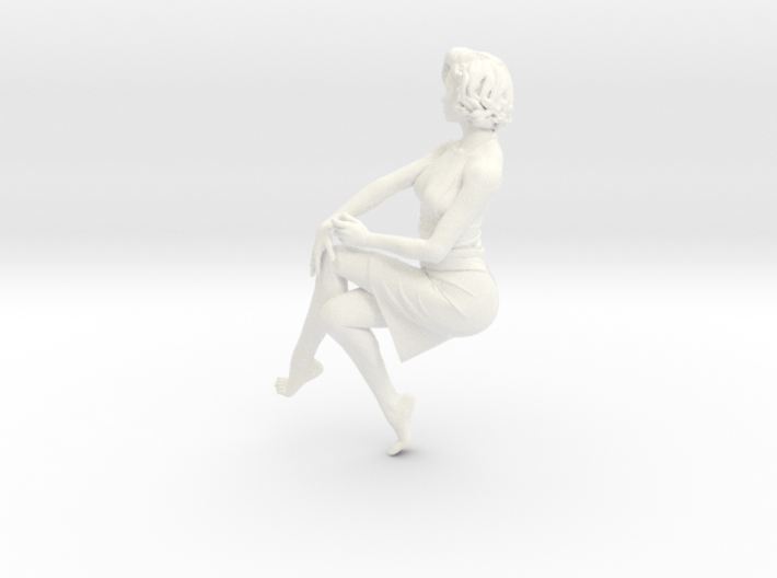 Lady sitting-026 scale 1/24 Passed 3d printed