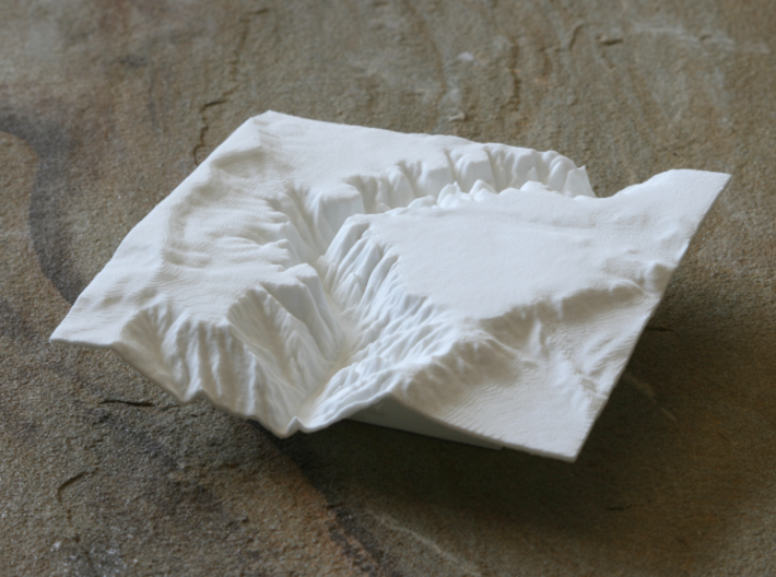 4'' Black Canyon of the Gunnison, CO, WSF 3d printed Photo of 4&quot; model looking East