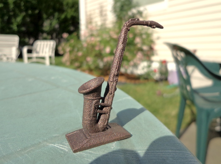 Alto Saxophone (Metals) 3d printed Polished bronze steel shimmering in the sun.