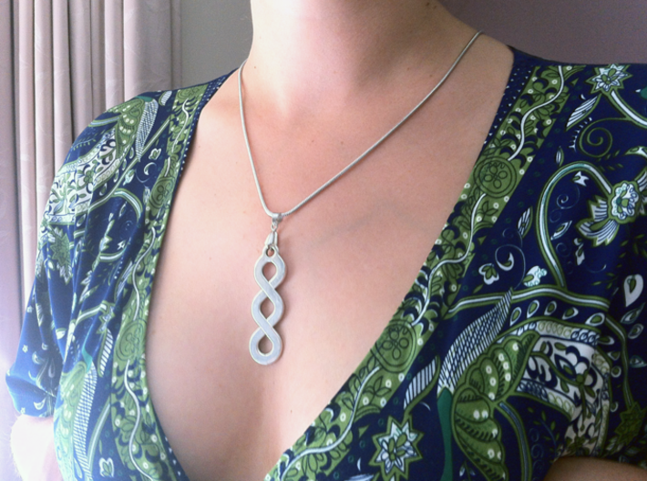 Pleter Pendant 3d printed Worn with the flat finish